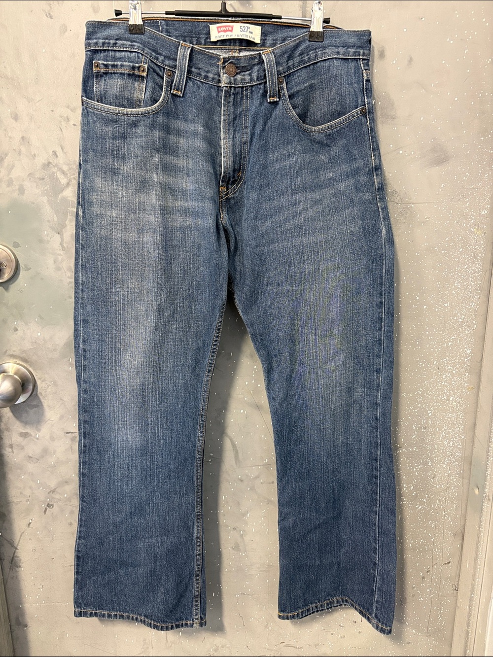 Vintage Y2K 2001 Levi's Men's Relaxed Fit Jeans 33x30 Bootcut
